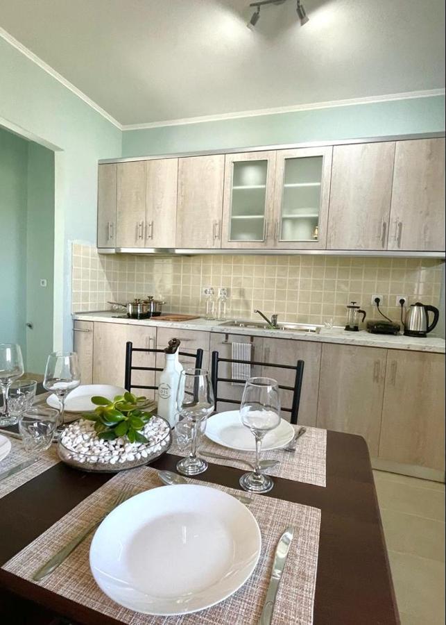 The Breeze & Sunlight Apartment Vrasná Buitenkant foto